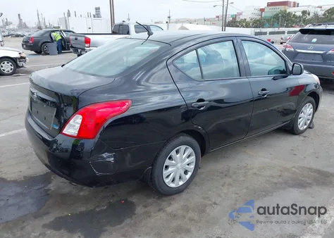 2012 Nissan Versa 1.6 S из США, поврежденный, VIN 3N1CN7AP0CL941557